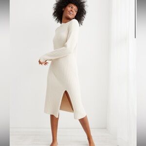 Aerie Buttercream Sweater Dress Cream Color, size XXL